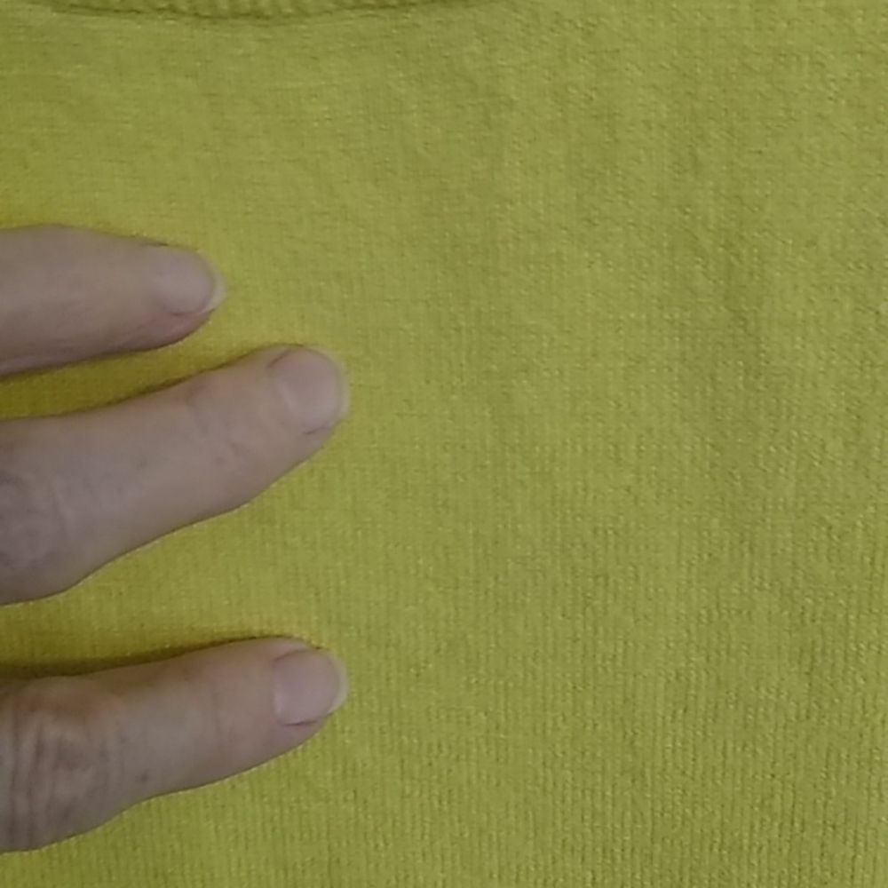 yellow pullover - Picture 9 of 9